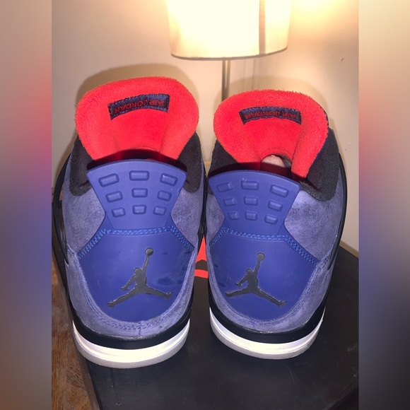 AIR JORDAN RETRO 4 WNTR. RETAIL $200 - Picture 3 of 11